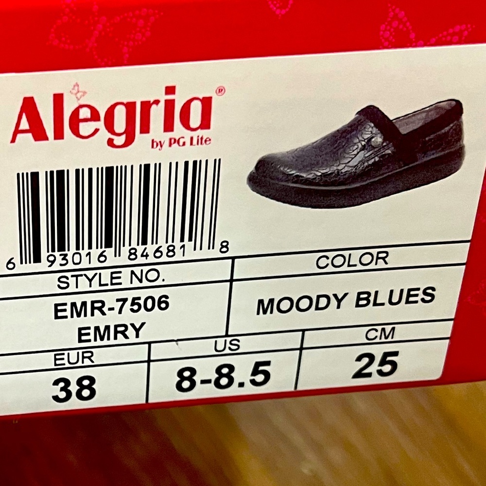 Worn Once Excellent Condition In Box - image 1